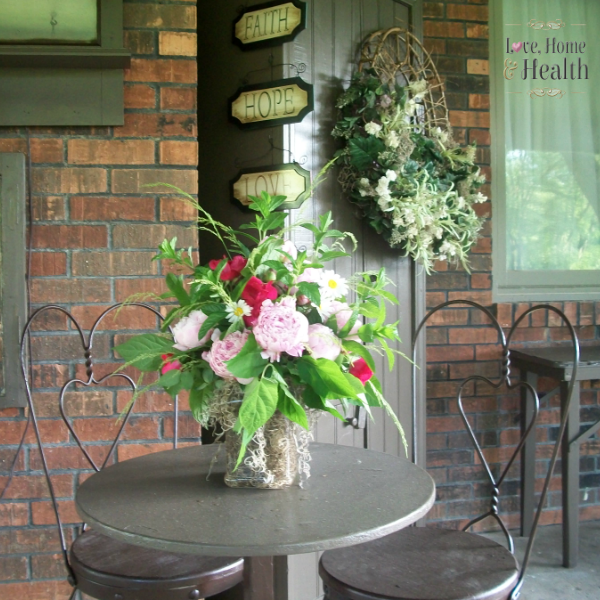 Ice Cream Parlor Table and Chairs Set - Patio Decorating Ideas - Love Home and Health